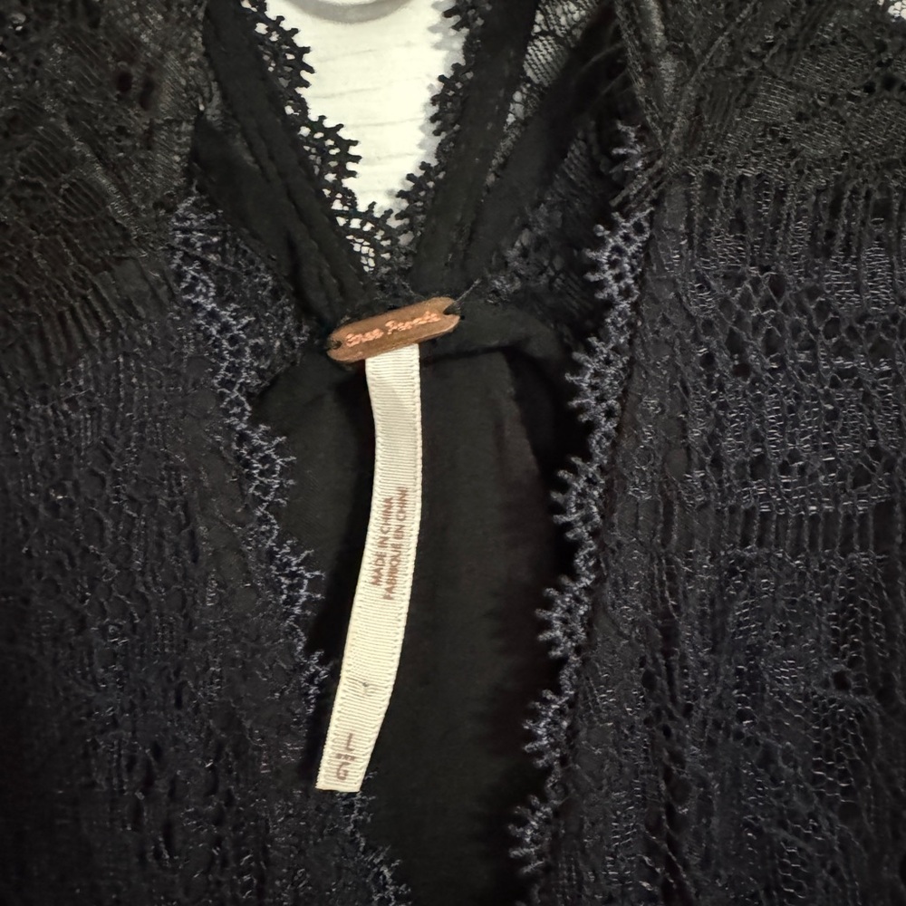 Black/Blue Lace Dress - Picture 3 of 3